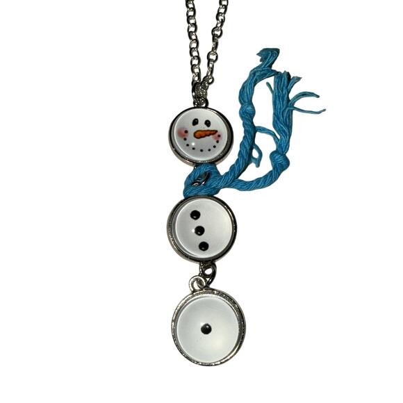 NWT Snowman Silvertone Three Circle Pendant - Picture 1 of 3